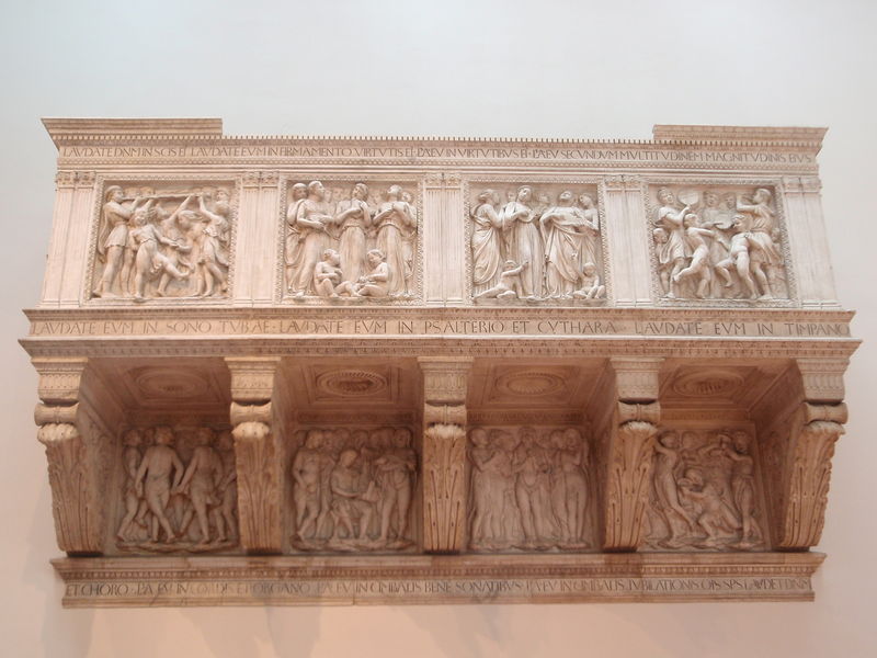 http://www.artble.com/imgs/2/0/0/915270/luca_della_robbia.jpg